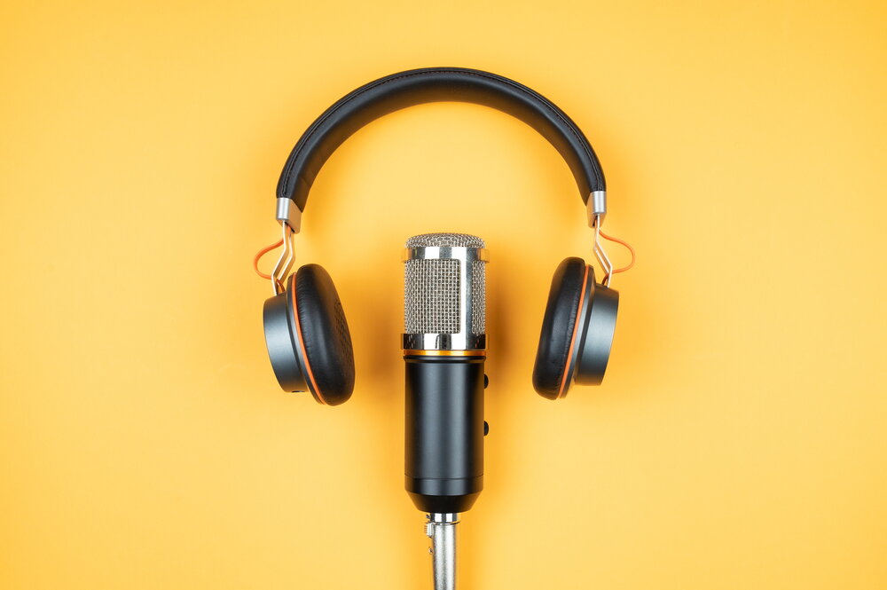 Podcast mic with headphones