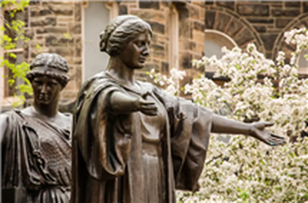 The College of LAS has named seven recipients of the 2018 annual alumni awards.